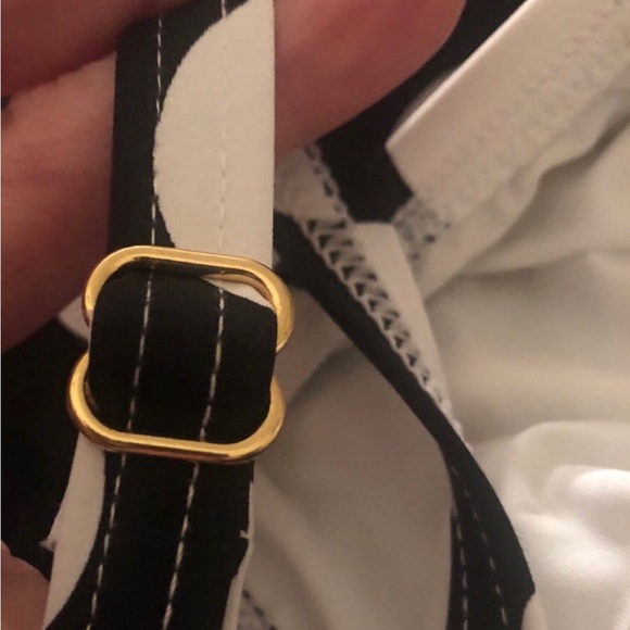 NWT. La Blanca Dot Dot Goose Laceup Swimsuit. 22W. - Picture 6 of 8